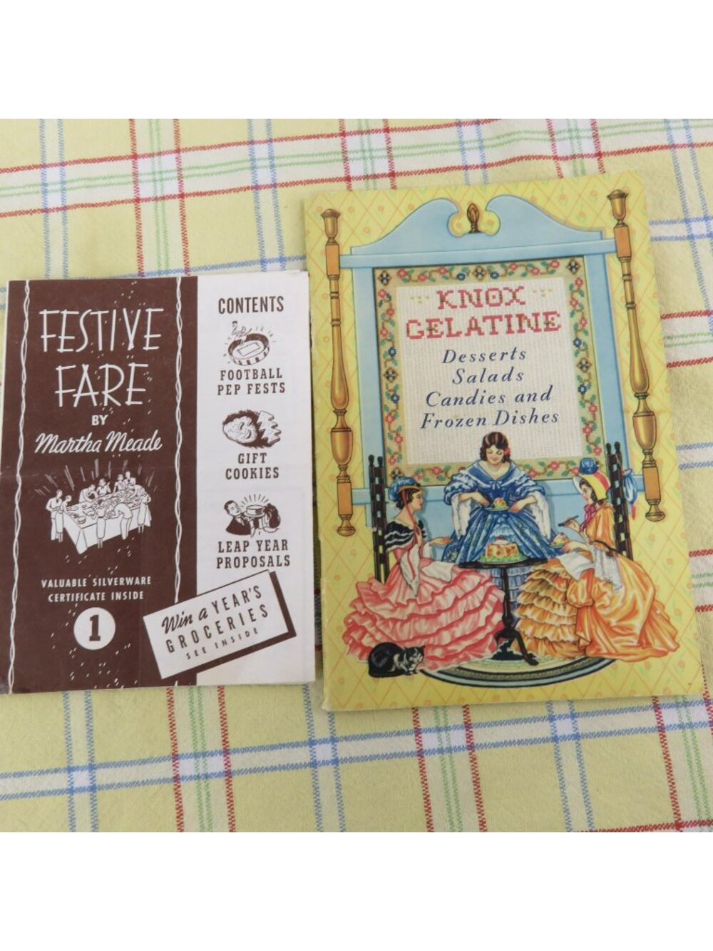 Lot of 16 Vintage Desserts Baking and Sweets Recipe Booklets and Brochures - Picture 2 of 9